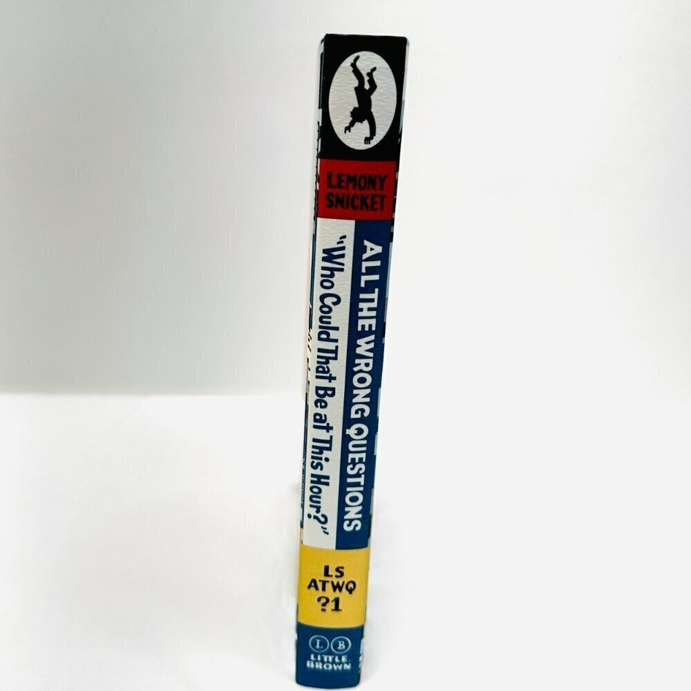 "WHO COULD THAT BE AT THIS HOUR?	by Snicket, Lemony Hardcover NEW - Picture 3 of 4